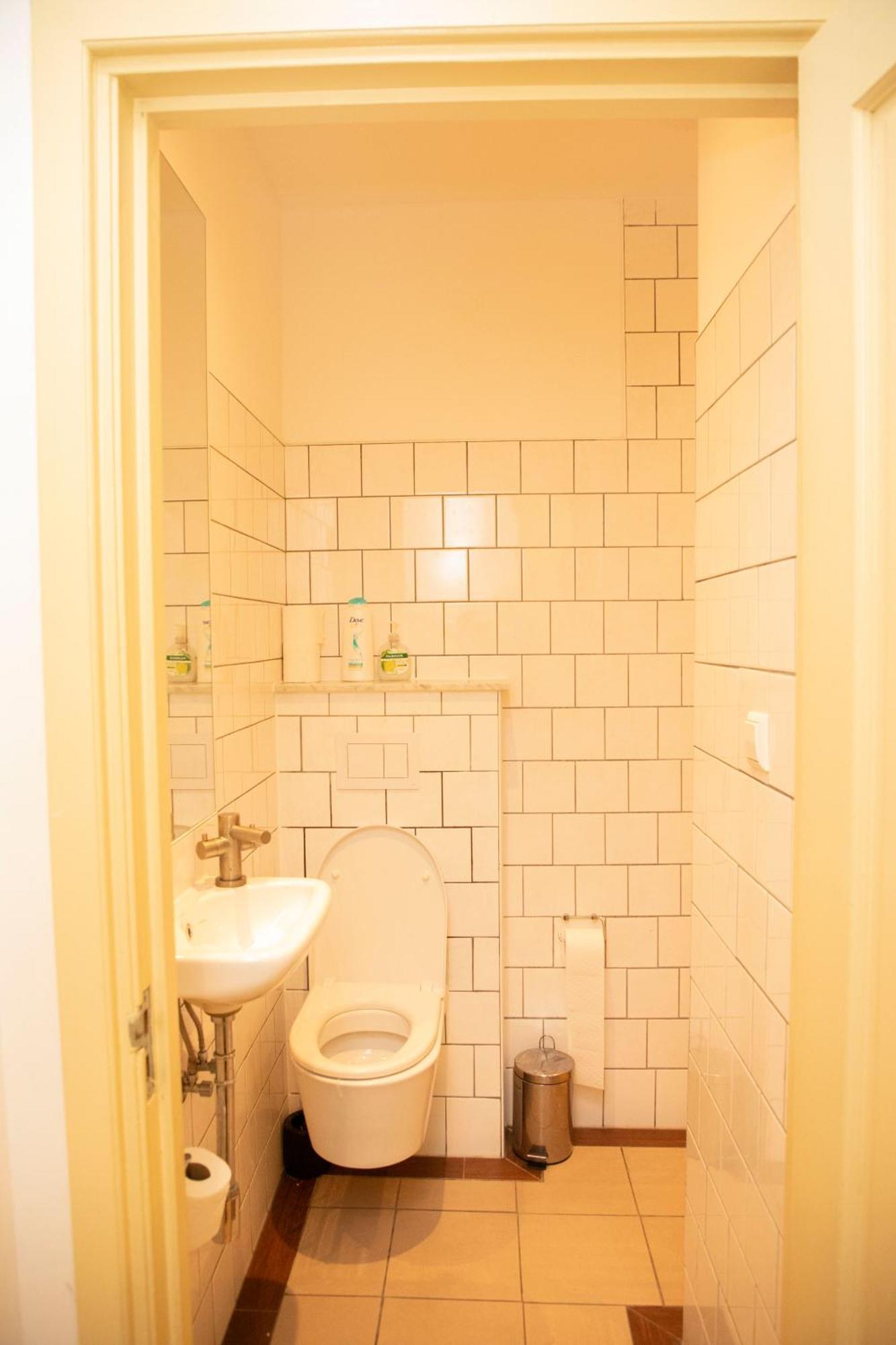 Bed & Breakfast Red Light District Canal View *